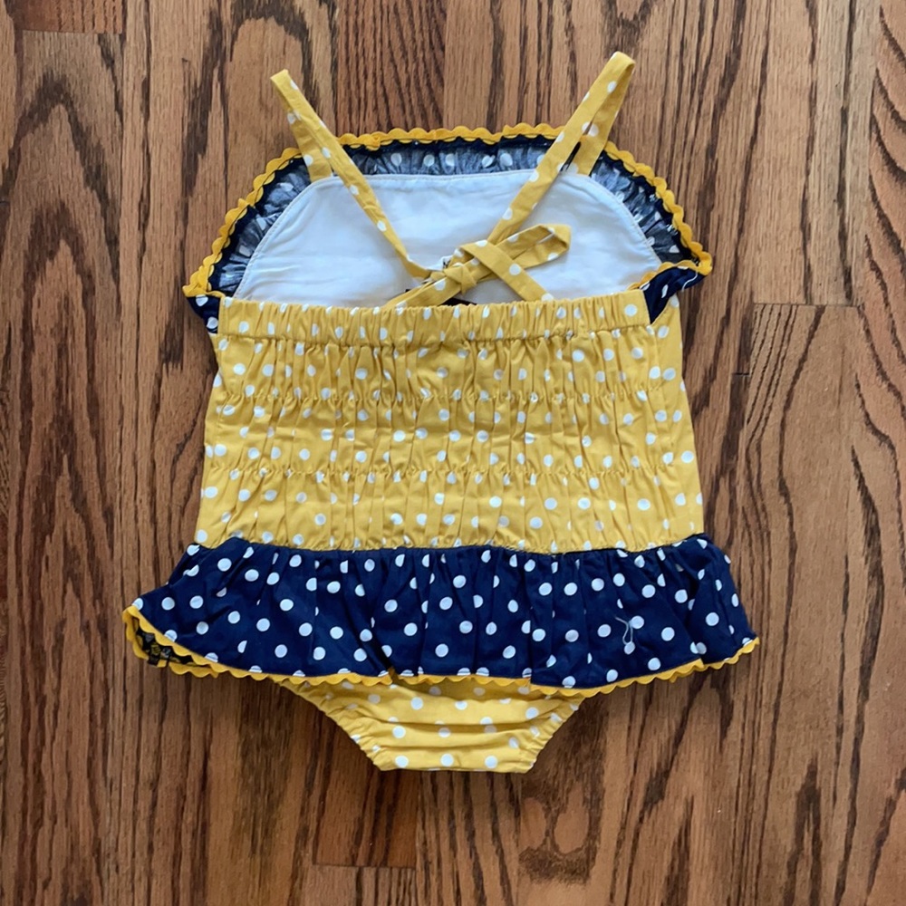 LOT OF 2 Polka Dot Ruffle Summer Rompers - Picture 3 of 5
